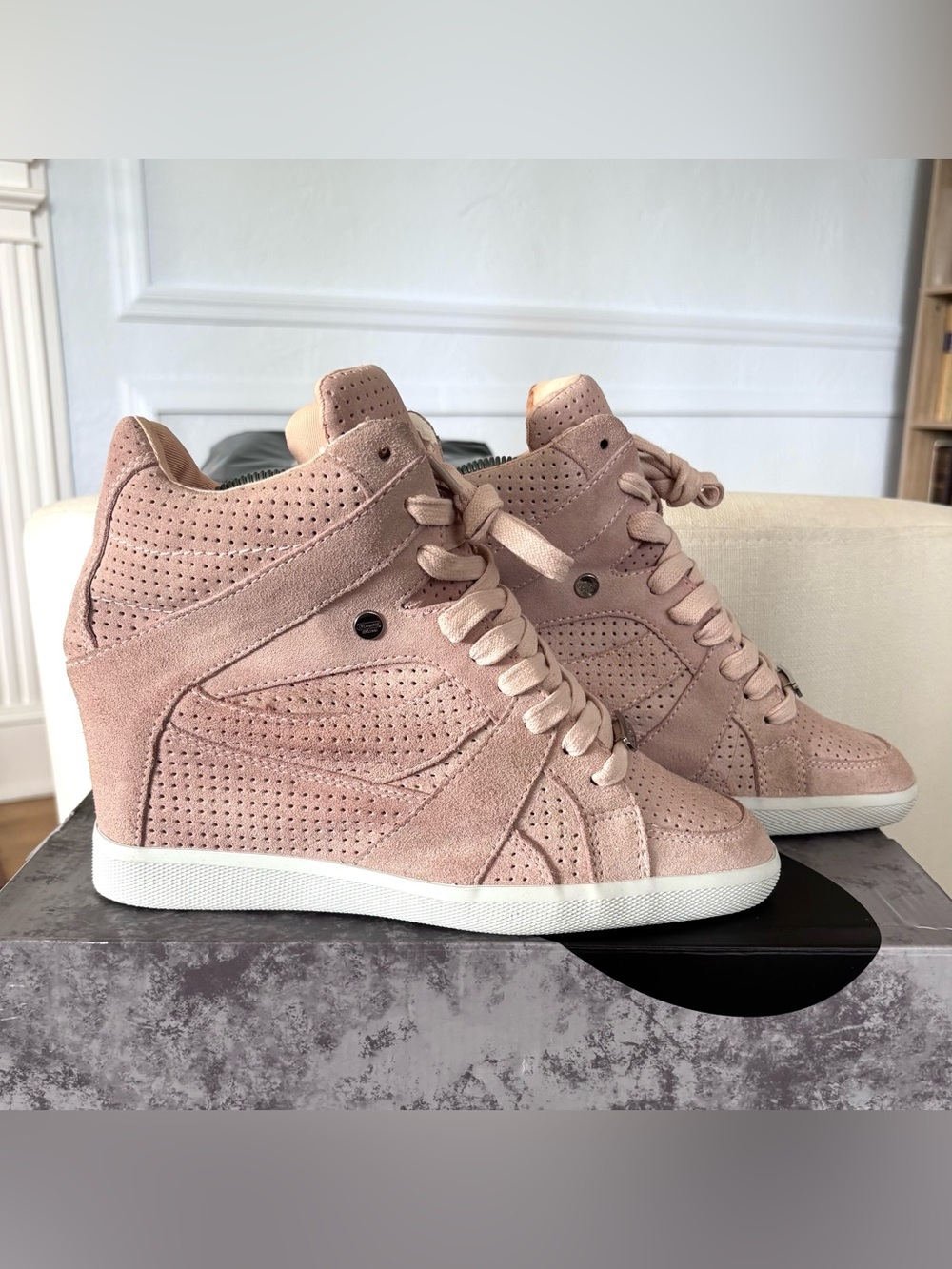 Coach Alexis Q1894 Suede Hidden Wedge Sneaker Womens 9 M Blush Pink High Top
